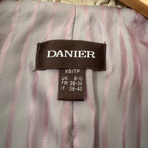 Danier Suede Bomber Jacket - Picture 6 of 8